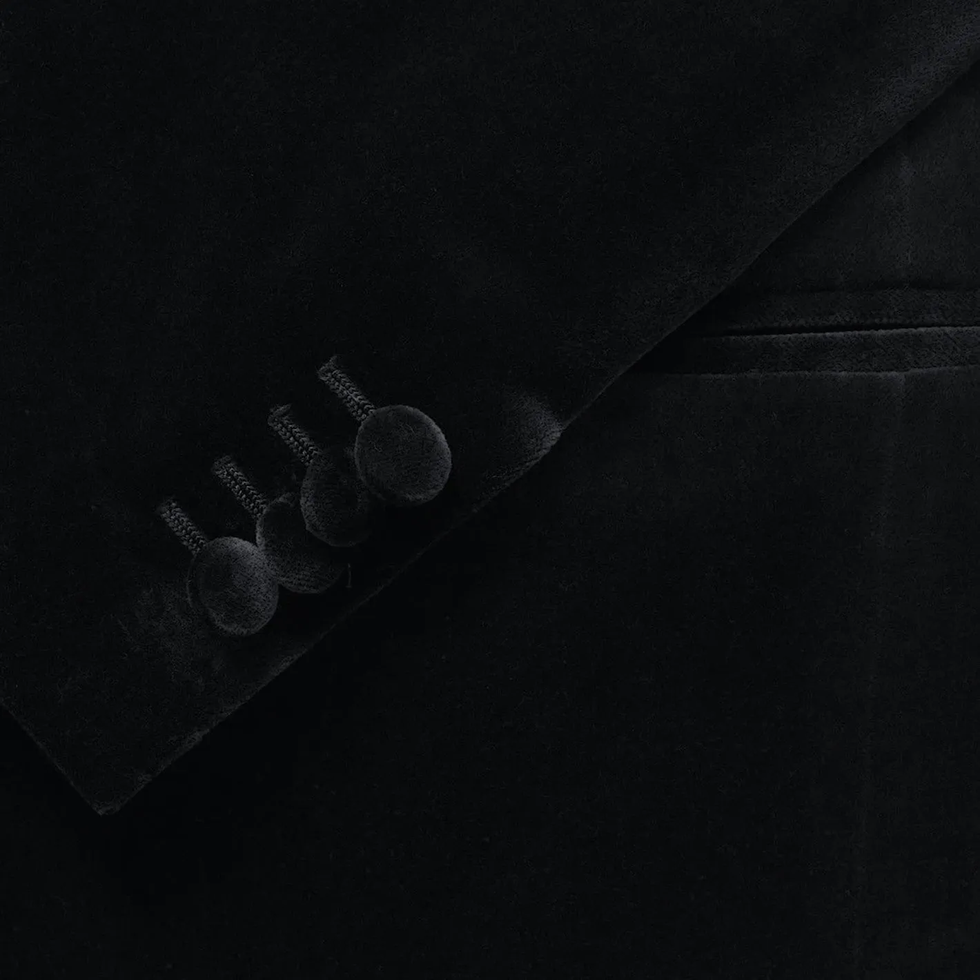 Black Velvet Peak Lapel Dinner Jacket