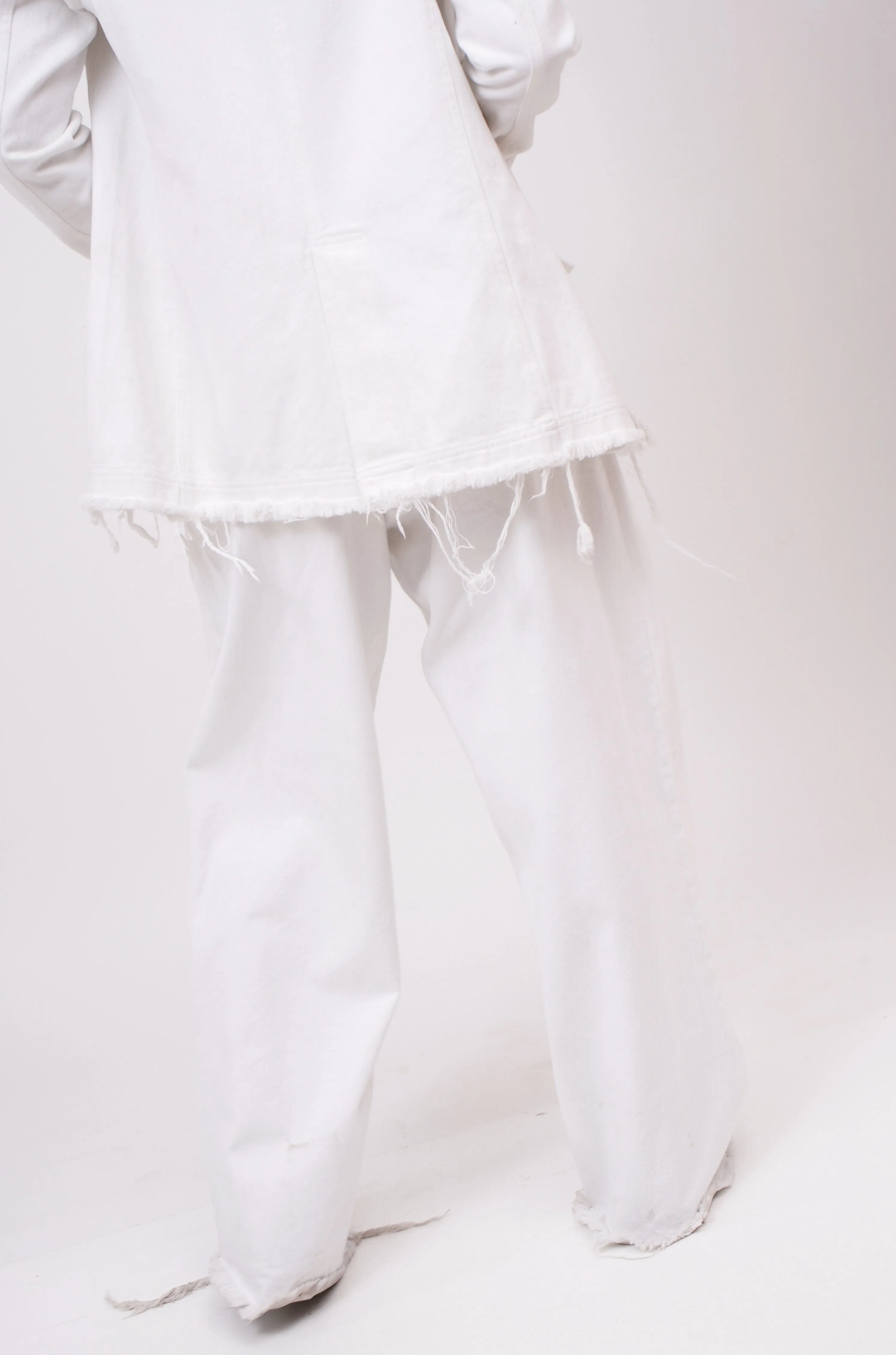 Distressed Denim Blazer (White)