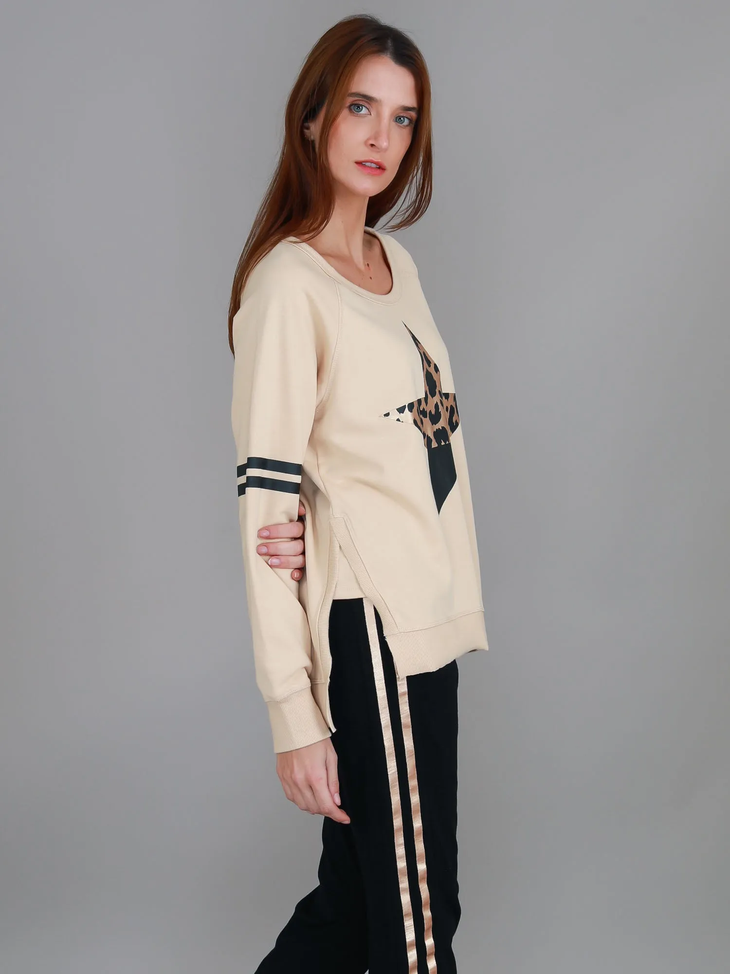 Ginger Leopard Print Splice Star Sweatshirt