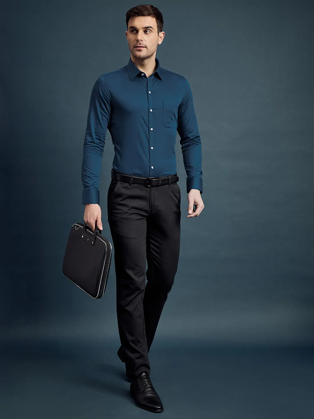 Men's Slim Fit Solid Teal Blue Formal Shirt